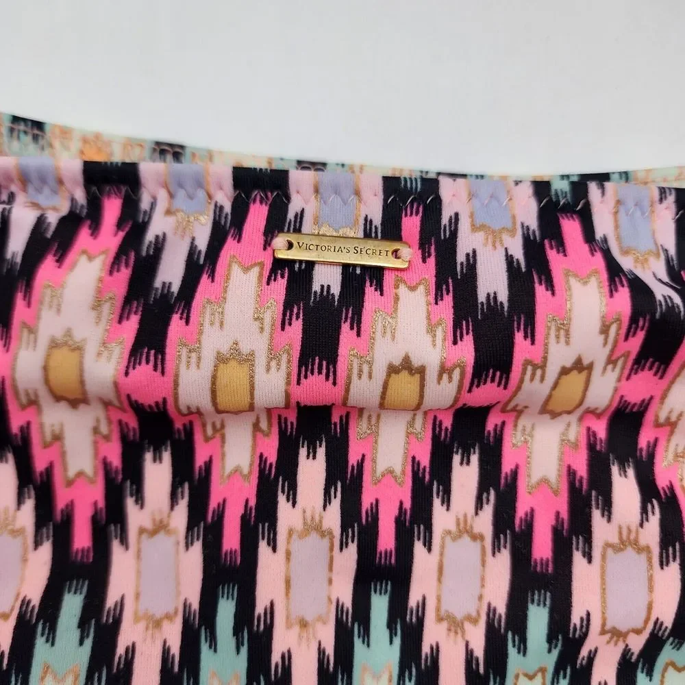 Victoria's Secret The Knockout Bikini Swimsuit Womens  Small Bottoms/ Top‎ READ